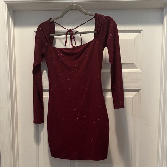 Lucy in the Sky Sparkling Wine Long Sleeve Dress - Picture 1 of 3